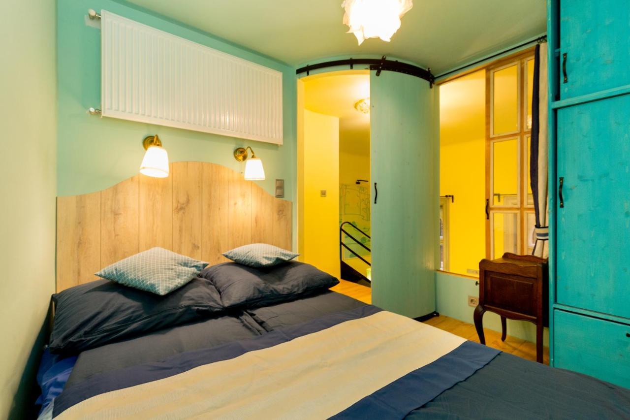 Artistic Apartament *